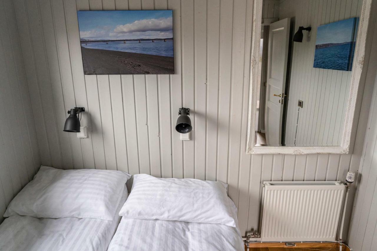 Black Beach Cottage Þorlákshöfn Esterno foto